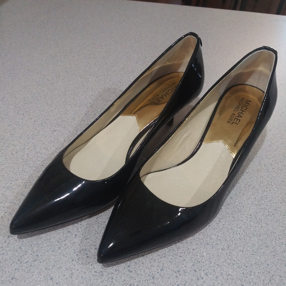 NWOB Michael Kors Kitten Heels